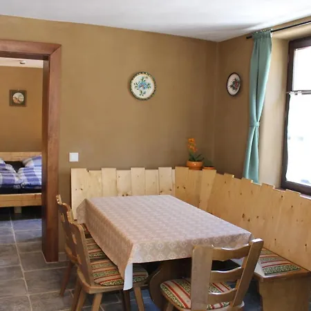 Feriengut Zum Trinkstorch Apartment